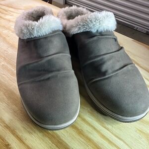 Clarks Cloudsteppers Faux Fur Lined Slip-On Clog Shoes  | Women's 11W Taupe